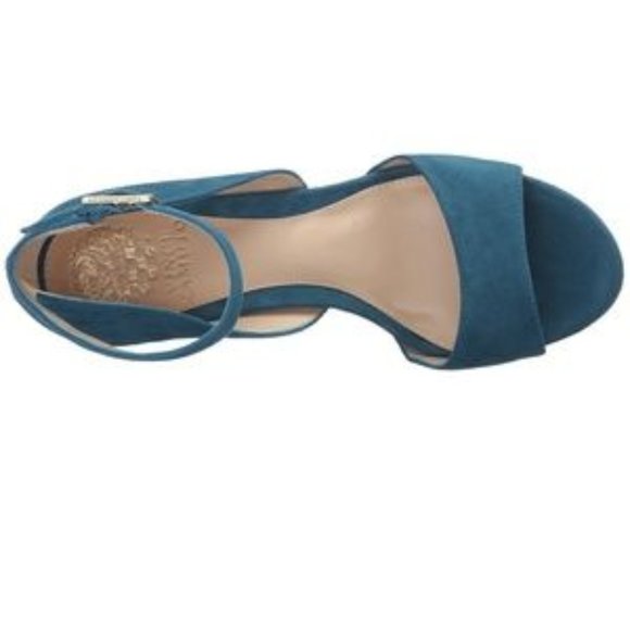 New Vince Camuto Sakari D'orsay Heels - Picture 2 of 8